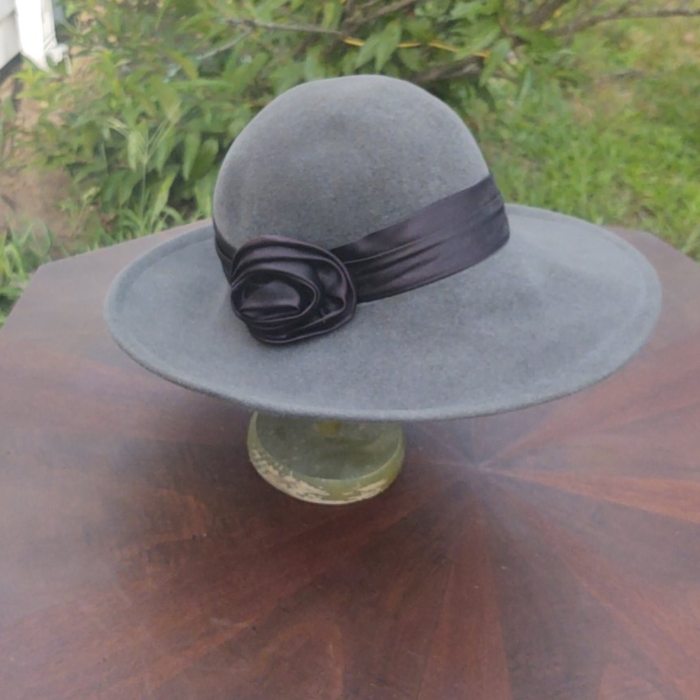 Grey Felt Hat
